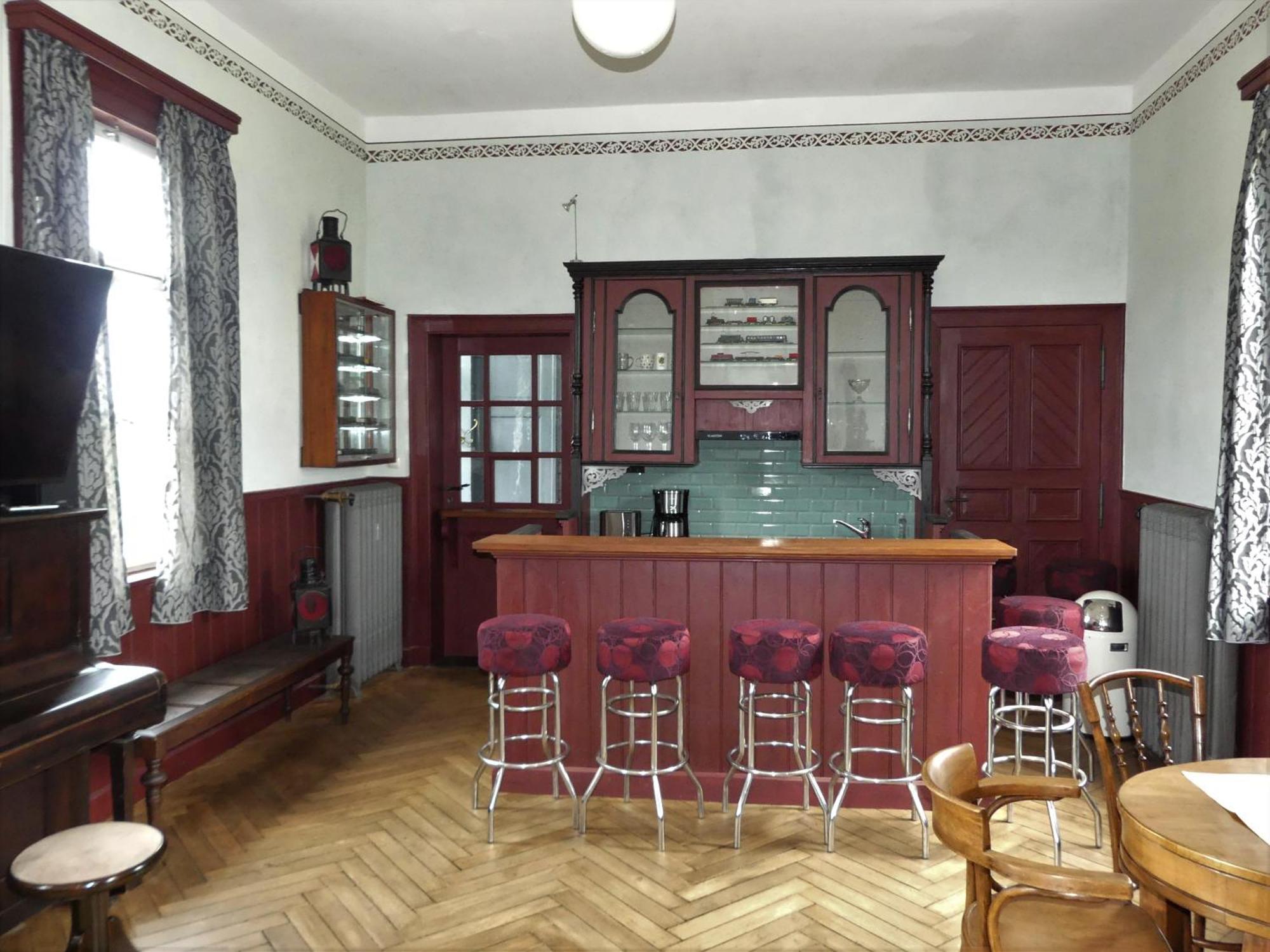 Ferienwohnung Bahnhof 1892 Meeder Екстер'єр фото